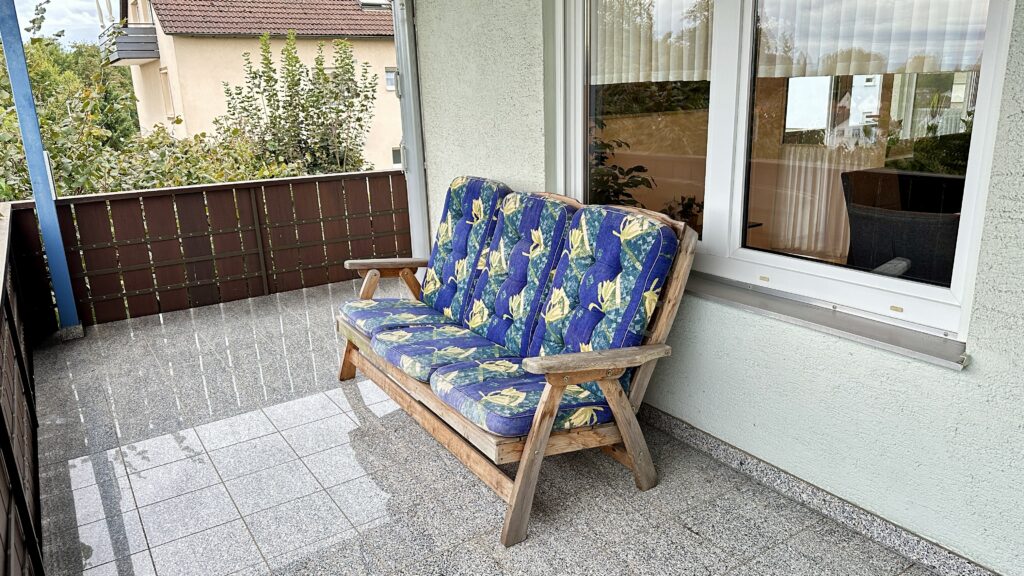 Gemütlicher Balkon von Daheim am Wasserturm Wörth am Rhein